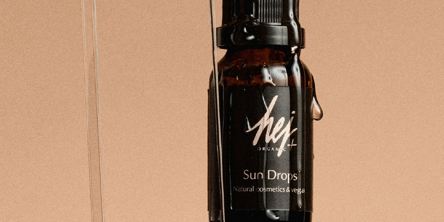 Natürlich gebräunt – ganz ohne Sonne: Alles über Selbstbräuner-Tropfen fürs Gesicht