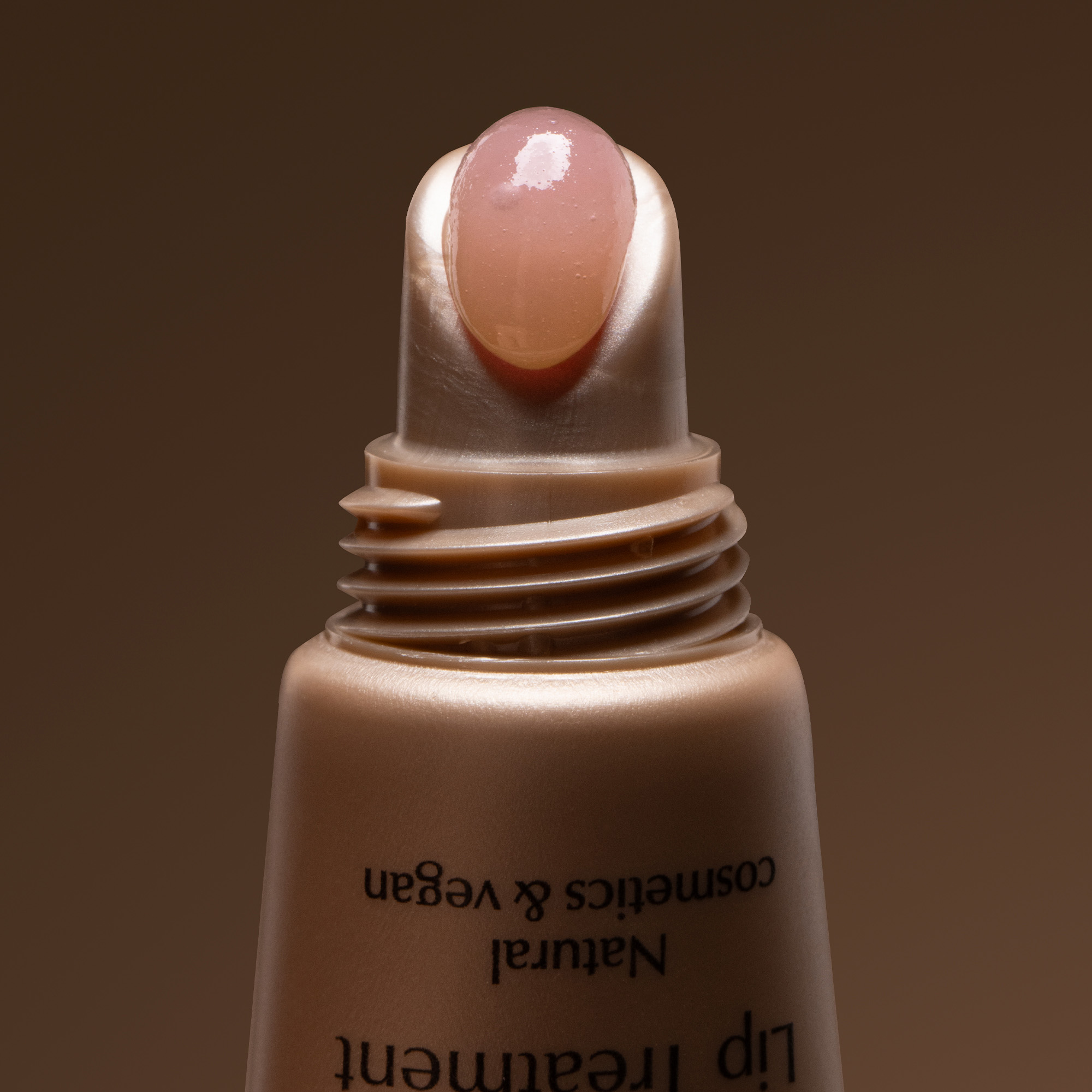 Peptide Lippenpflege, Produkt closeup mit Textur, Peptide Lip Treatment