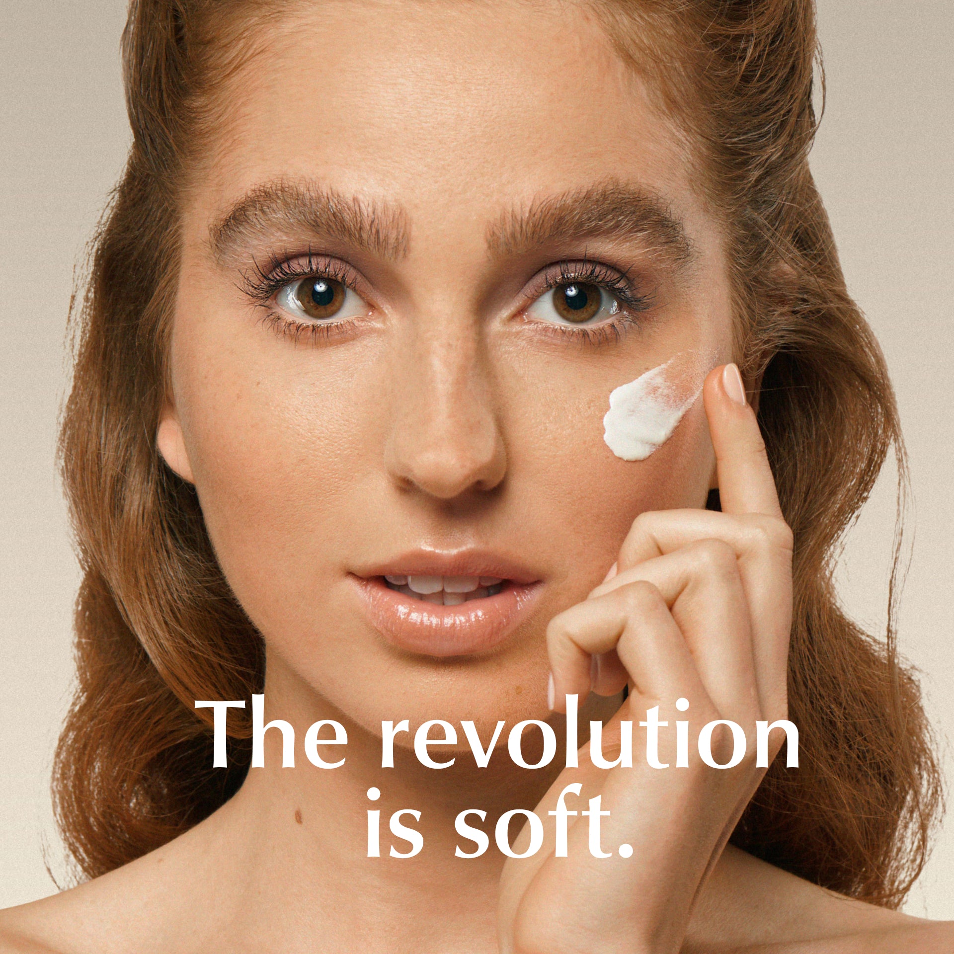 gesichtscreme sensible haut, Produktbanner mit Model, HEJ ORGANIC