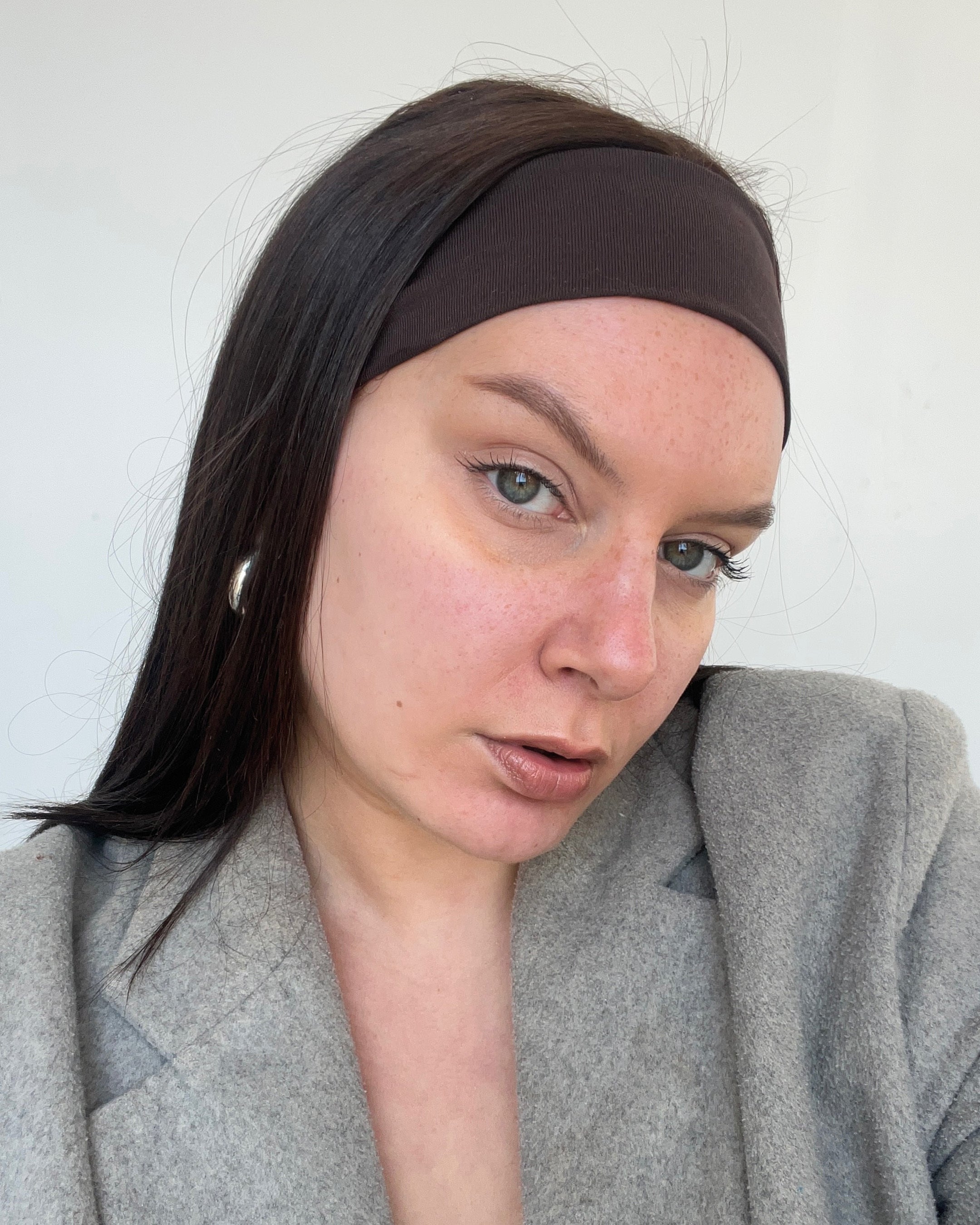 LSF 50 Sonnencreme, Model vor Anwendung, HEJ ORGANIC