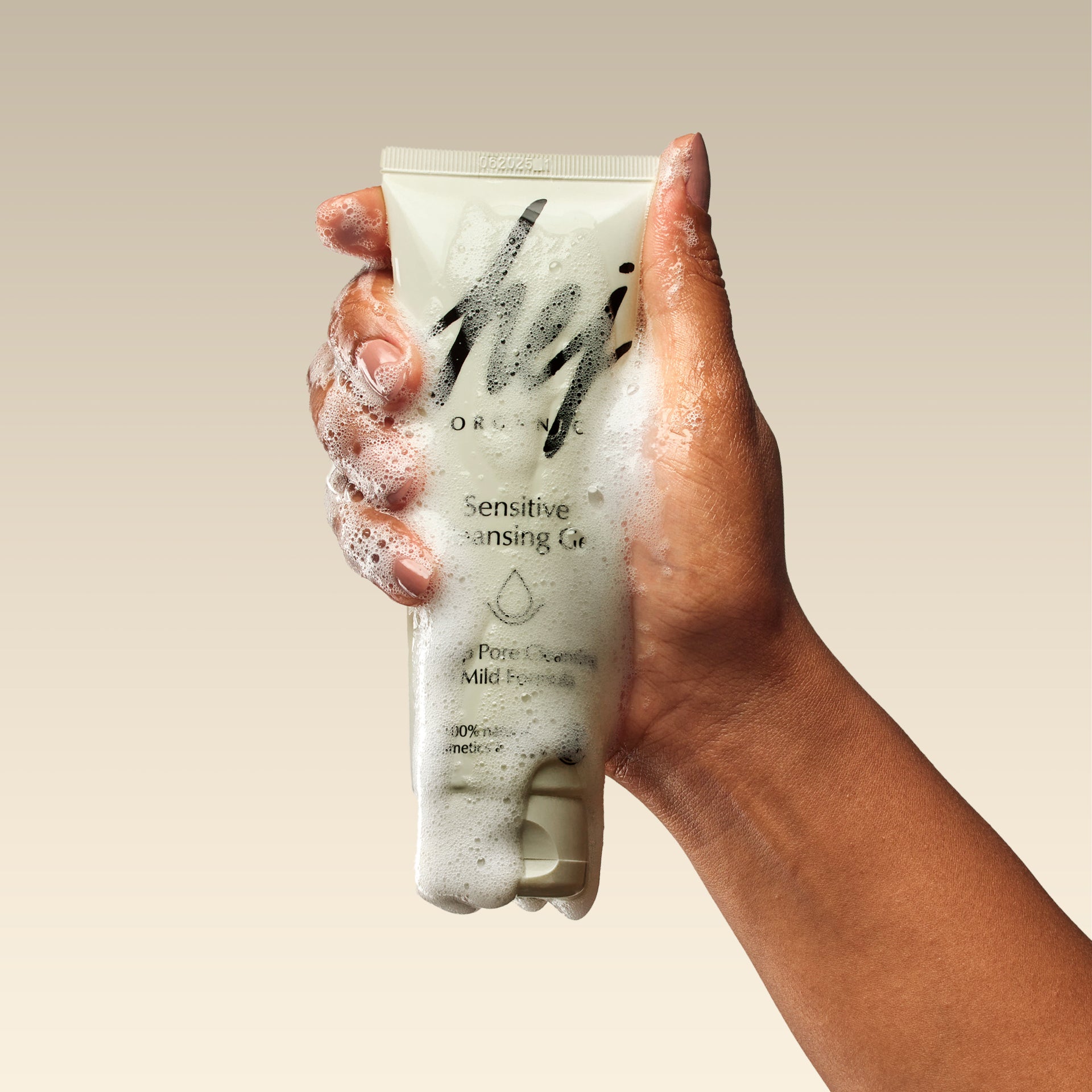 Sensitive Waschgel, Produktbild mit Textur. HEJ ORGANIC